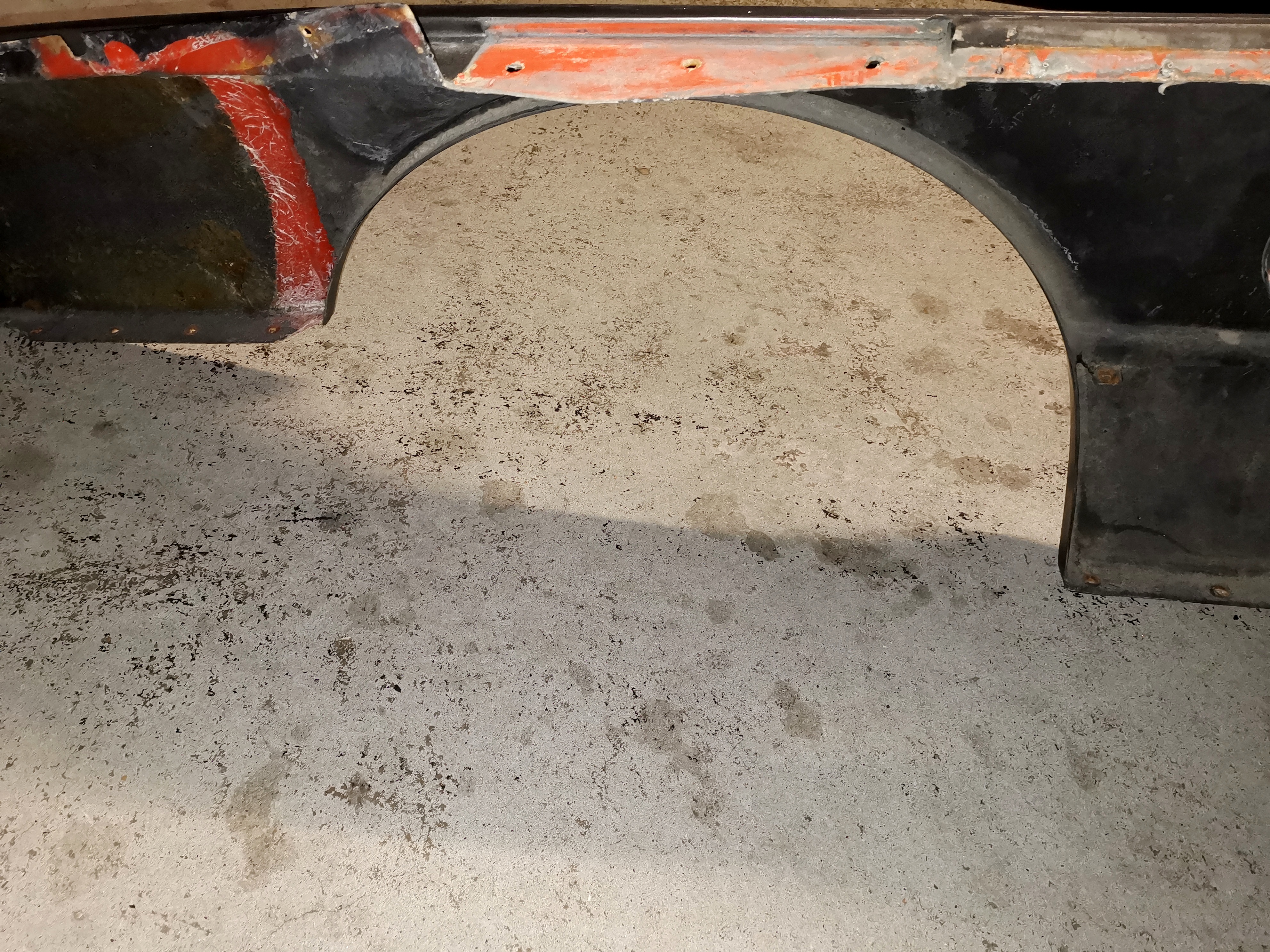 af1b07933-308-seitenteil-fahrer-9.jpg